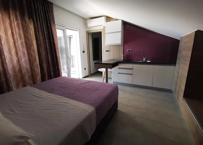 Beachfront Apartments - Villa Vita