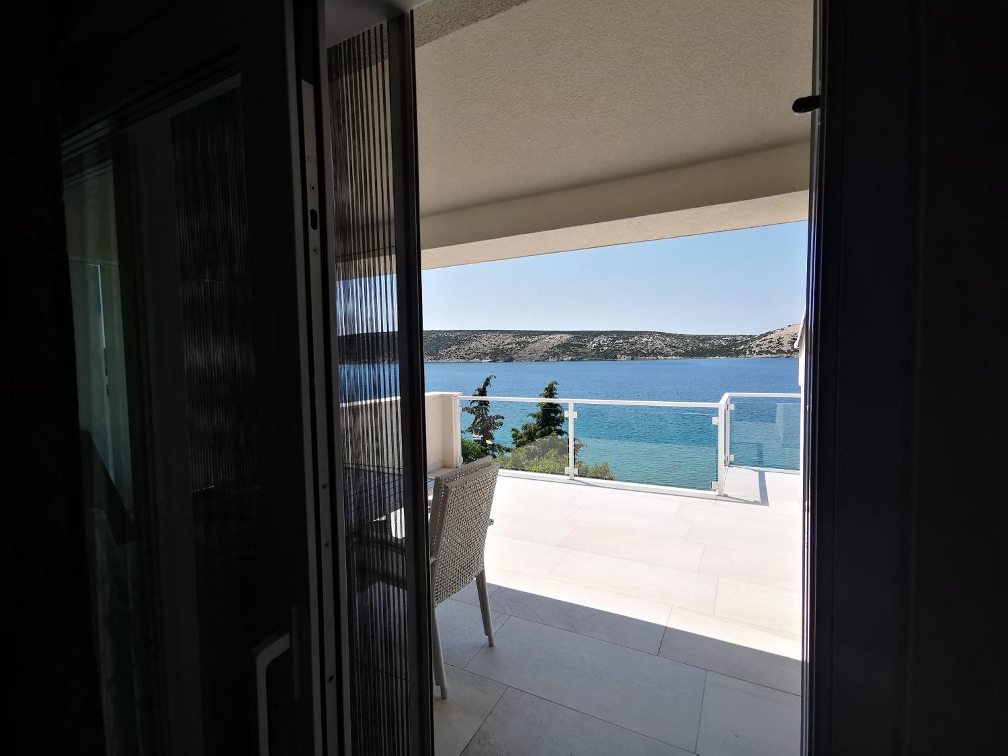 Apartment Beachfront - Stara Novalja