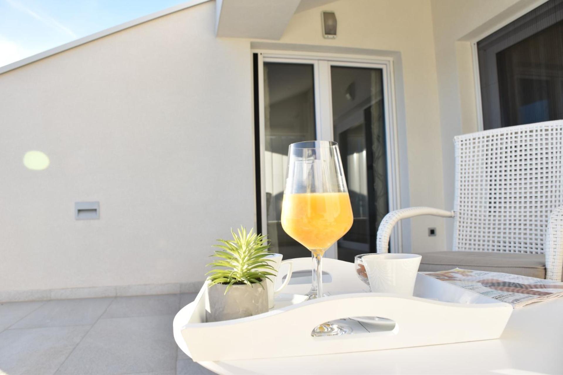 Beachfront - Apartment Stara Novalja
