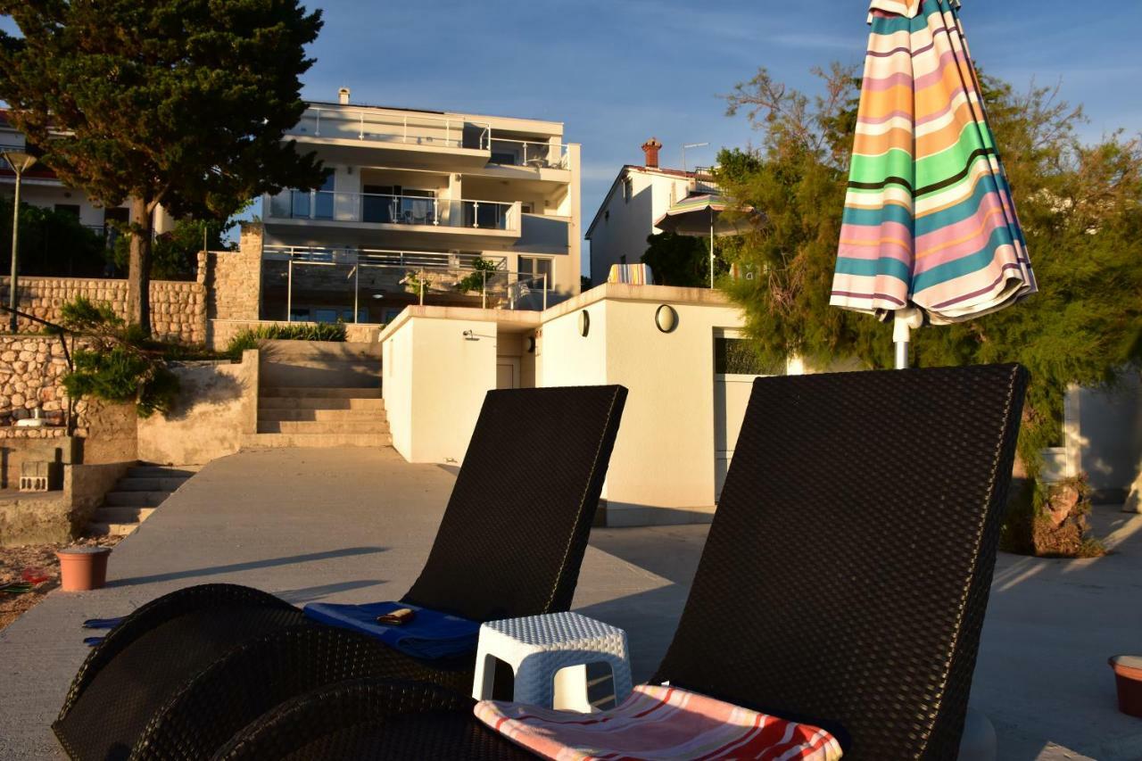 Beachfront - Apartment