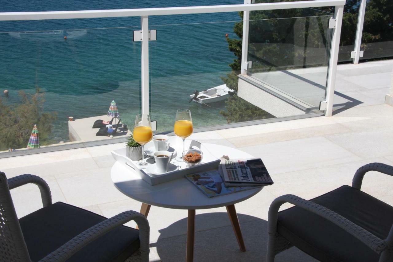 Apartment Beachfront - Stara Novalja